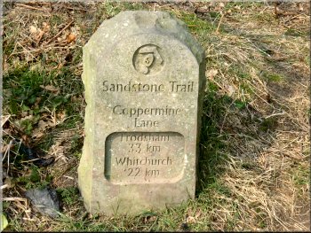 Marker stone by the Sandstone Trail